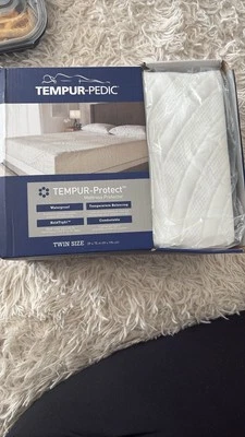Tempur Pedic Mattress Protector Twin  Foto 1 de 3