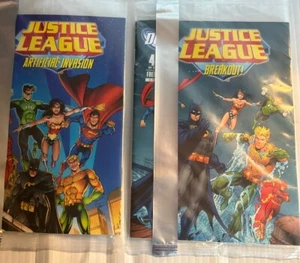 JUSTICE LEAGUE 2011 GENERAL MILLS GIVEWAY COMICS (2) NEU IN VERPACKUNG SIEHE BILDER reduziert - Bild 1 von 3