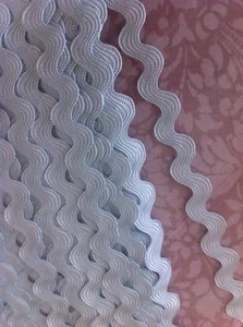 Ric Rac Braid Trim -  8mm Pale Blue - Vintage Style - By The Meter - Picture 1 of 2