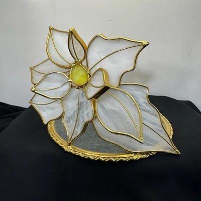 Stained Glass White Yellow Gold Trim Suncatcher Flower Tealight Candle Holder - Image 1 of 4