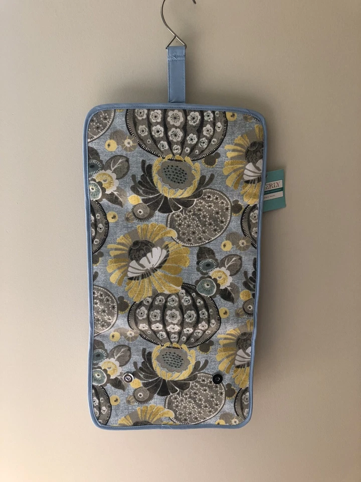 NWT Waverly Hanging Toiletry Cosmetic Travel Bag Organizer Floral - Imagem 1 de 4