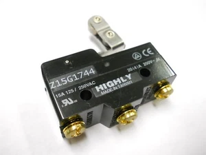 Action Switch, SPDT Snap W/ Hinged Roller Lever (30-1744) (NOS)(QTY 1 ea)OFC - Picture 1 of 4