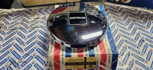 Nissan Datsun 77- 81 Stanza (1x) NOS Hubcap 40315- D1700 - Picture 1 of 2
