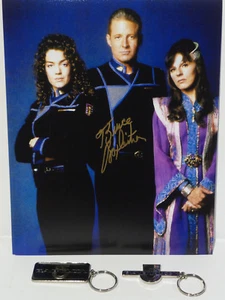 BABYLON 5 : JOHN SHERIDAN, SUSAN IVANOVA,DELENN PHOTO SIGNED BY BRUCE BOXLEITNER - Picture 1 of 3