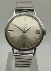 Men's Vintage 1970s Sekonda 18 Jewels Shockproof De Luxe 34mm cal. Vostok 2214 - Picture 1 of 6