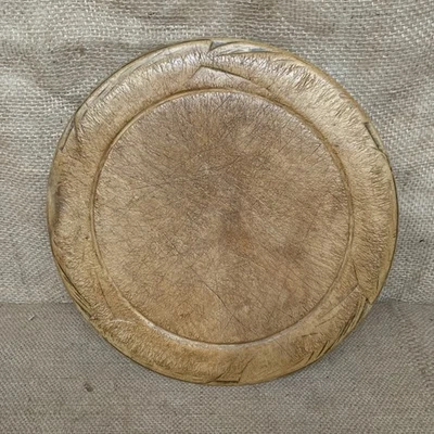 Antique Carved Round Bread Board - Kitchenalia - Cottage - English - Image 1 of 4