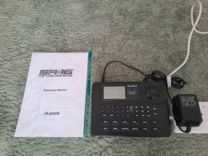 Alesis SR-16 24 Bit Drum Machine in Excellent Condition with PSU & Manual - Picture 1 of 5