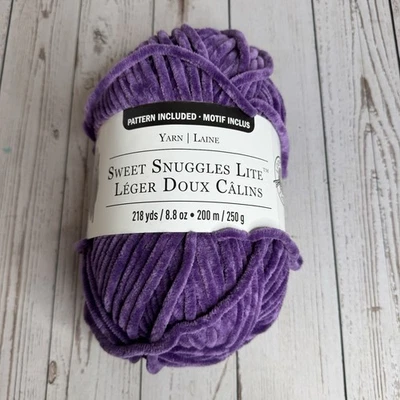 NUEVO Loops and Threads Sweet Snuggles Lite 1 madeja prado violeta púrpura SK28 NUEVO CON ETIQUETAS Foto 1 de 3