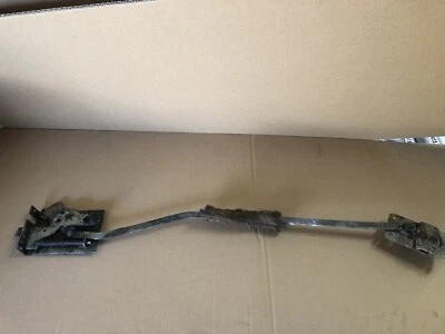 MORRIS MINOR 1000 4 DOOR SALOON VAN PICKUP RH FRONT DOOR LOCK ASSEMBLY MECHANISM - Image 1 of 4