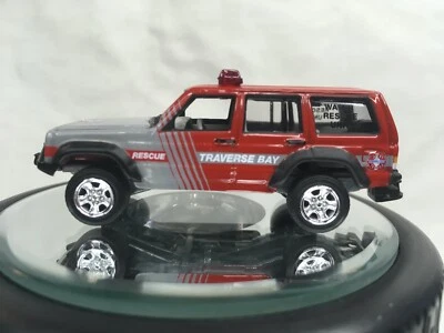Johnny Lightning Jeep Cherokee XJ  Traverse Bay Water Rescue - w/ Trailer Hitch! - Image 1 of 4