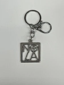 NOLA Key Chain Fleur De Lis Silver Souvenir Bag Clip NEW 20% OFF - Picture 1 of 5