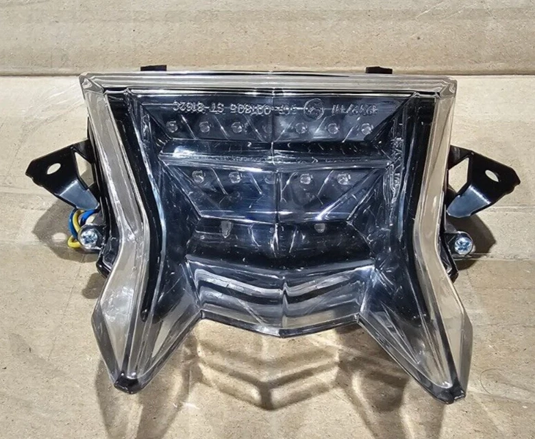 FRENO TRASERO / INTERMITENTE BMW S1000RR COMPETICIÓN LUCES DE TRABAJO Foto 1 de 4