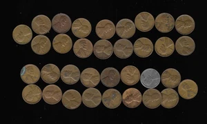 USA Collection of 34 Circulated Wheat Pennies 17x1940's and 17x1950's - Bild 1 von 2