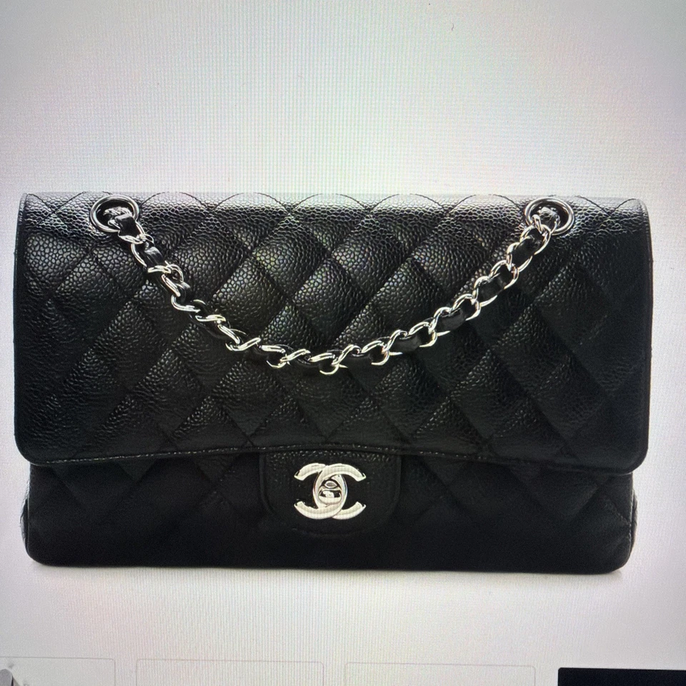 香奈儿经典翻盖袋中号黑色鱼子酱皮革,全新未包装带盒 — 第 1/1 张图片