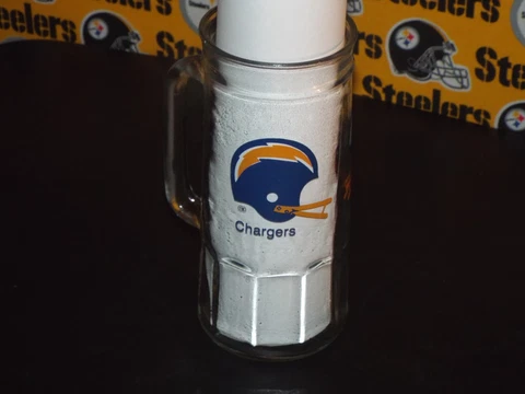 Vintage San Diego Chargers Glass Beer Mug NFL Football Fisher Nuts 1970's Cover