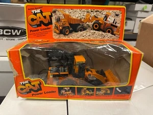 Bright The Cat 992 Power Loader Tractor & Dump Truck Remote In Box Vintage 1986 - Picture 1 of 2