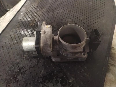 Throttle Body 8-330 5.4L Fits 05-16 FORD E350 VAN 1760473 - Image 1 of 4