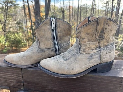 Bota Miz Mooz Western Talla 8 Cuero Beige Tostado Cremallera Envejecida Apertura Amplia Foto 1 de 4