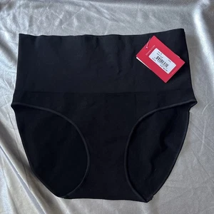 NWT Spanx S Everyday Shaping Seamless Brief Panties SS0715 Black 110110 - Picture 1 of 3