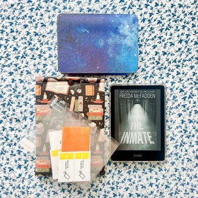 Kindle Paperwhite 11th Gen 6.8” USB-C 16GB Bundle w/ Sleeve, Cases & Extras - Image 1 of 4