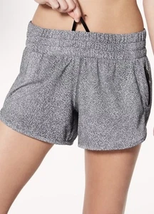 Lululemon Tracker Short V 4" Größe 10 Heather Liz Laufen Yoga Fitness Reißverschlusstasche - Bild 1 von 10