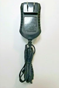 Adaptador de alimentación de conmutación de CA/DC TT DK18-090-0500 9 V CC - Imagen 1 de 5