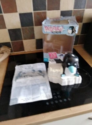 Pictureka Penguin Flipper Game Seek And Find Spins Flips & Pics Complete  - Image 1 of 4