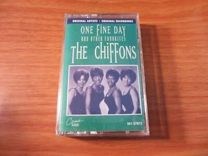 THE CHIFFONS - ONE FINE DAY AND OTHER FAVORITES CEMA CASSETTE SEALED - Picture 1 of 2