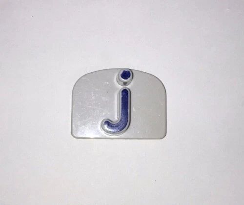 Leap Frog Fridge Phonics 2002 Replacement Lowercase Letter "j" ONLY - Image 1 of 1