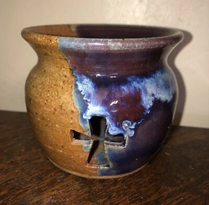 Studio Art Pottery Cross Votive Tealight Candle Holder Signed And Dated - Picture 1 of 7
