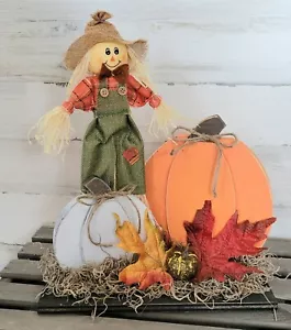 Pumpkin/Scarecrow Wooden Centerpiece Kit. - Picture 1 of 1