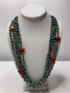 Collana Heishi vintage a 5 fili con pietre turchese e corallo e orsi fetici - Foto 1 di 15