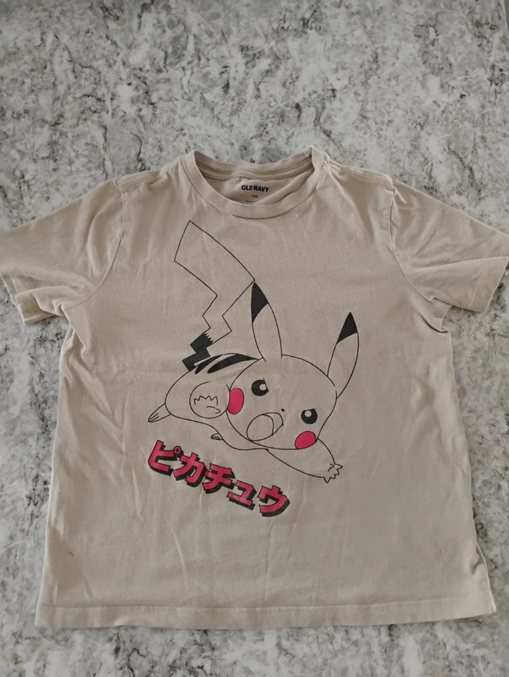BOYS OLD NAVY POKEMON PIKACHU GRAPHIC DESIGN T-SHIRT SIZE( 7-8) - Image 1 of 1