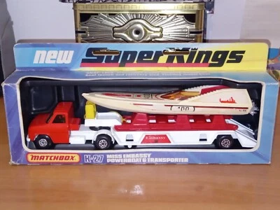 Matchbox Superkings, K-27 "Miss Embassy" Powerboat & Transporter - Immagine 1 di 4