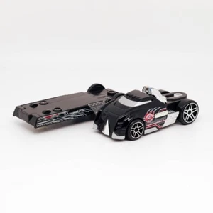 Camión negro Hot Wheels Truckin' Transporters 1/64 - faltan piezas - Imagen 1 de 6