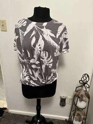 Blusa para mujer Tryst manga corta multicolor mediana cuello redondo elástica Foto 1 de 4