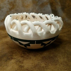 Acoma Pottery Bowl Native American New Mexico Sky City Signed Flo & Lee Vallo 08 - Picture 1 of 8