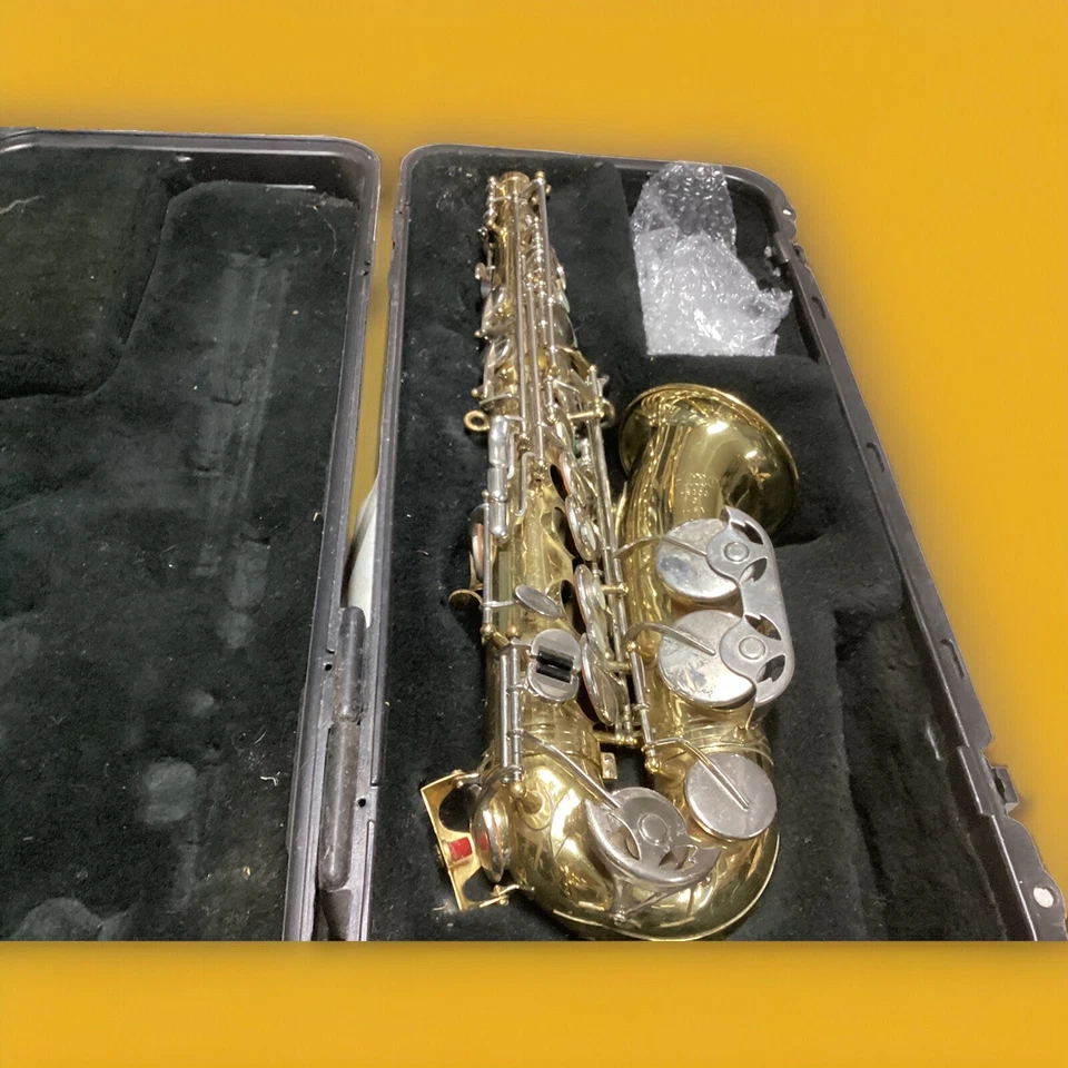 Saxofón alto Selmer AS300 Foto 1 de 4