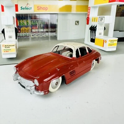 Vintage 1:43 Quiralu Mercedes Benz 300 SL Diecast Car Model Made In France - Image 1 of 3