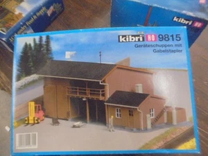 Kibri - Escala HO - 9815 - Cobertizo de herramientas con kit de modelo de construcción de carretilla elevadora - Nuevo - Imagen 1 de 6