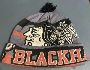 Reebok Face Off Collection Chicago Blackhawks Winter Pom Beanie - Picture 1 of 2