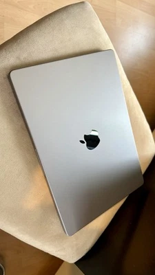 Apple MacBook Pro 14 Zoll Silber 16GB 1TB M1 Pro - Bild 1 von 4