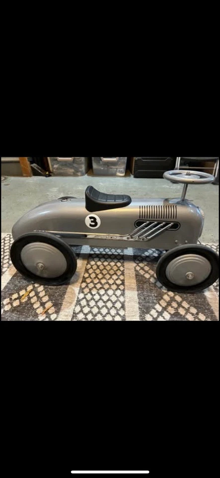 Silver Streak Racer Foot to Floor Retro Scooter Classic Race Car - Image 1 of 4