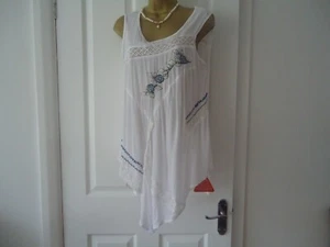 JOE BROWNS IVORY/BLUE EMBROIDERED SLEEVELESS TOP SIZE 10 BNWT - Picture 1 of 8