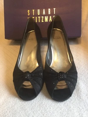 Maravillosos Tacones Peeptoe Stuart Weitzman Glotallulah Negro Satinado Talla 10 Foto 1 de 4