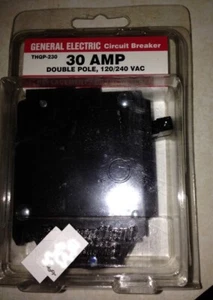 Disyuntor GE 30 AMPERIOS doble polo 120/240 VAC - Imagen 1 de 1
