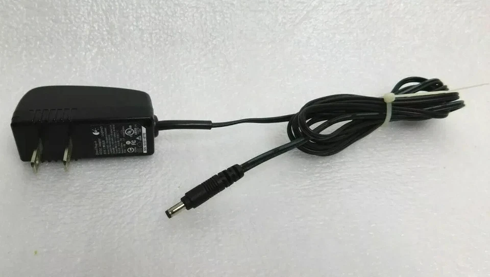 Adaptador de CA Logitech modelo P925BW05050AB80 para HP 5V Foto 1 de 1