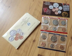 The United States mint 1990 uncirculated coin set with D & P mint marks - Picture 1 of 5