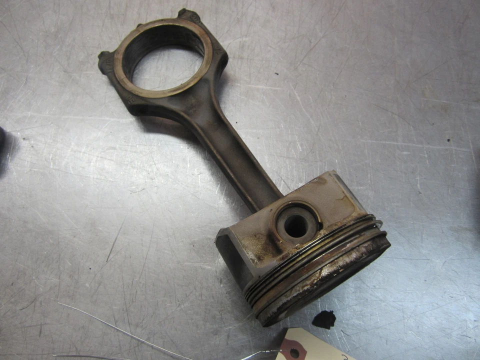 Pistón y biela estándar para 00-02 Audi S4 2.7 Foto 1 de 4