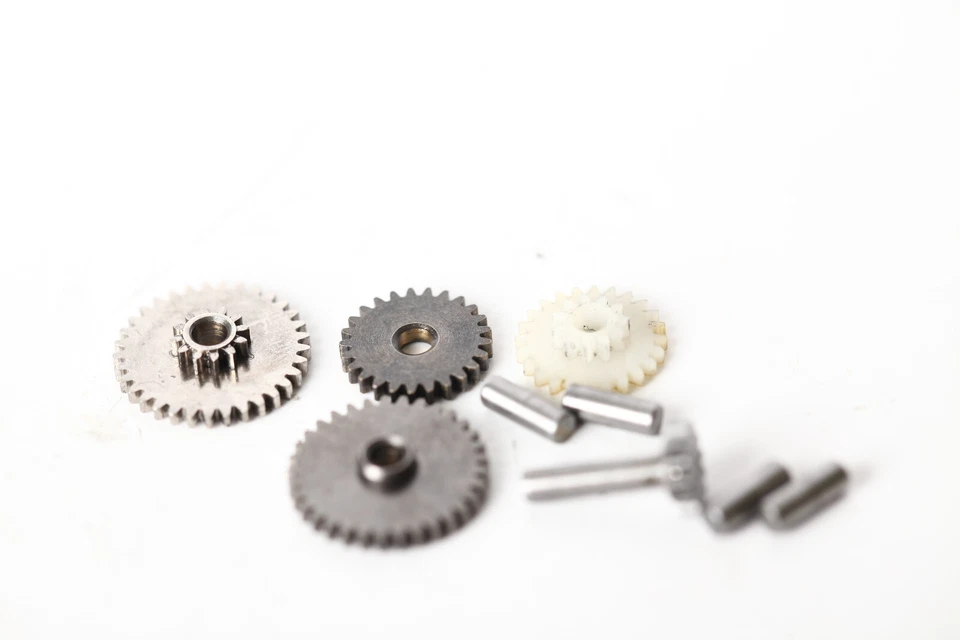 Märklin H0 Ersatzteil für 3141 V 260 789-3 DB  Set Zahnräder (328928) 5930 - Bild 1 von 1